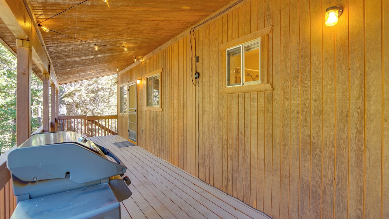 Photo of Outdoor in Meadow View Heights