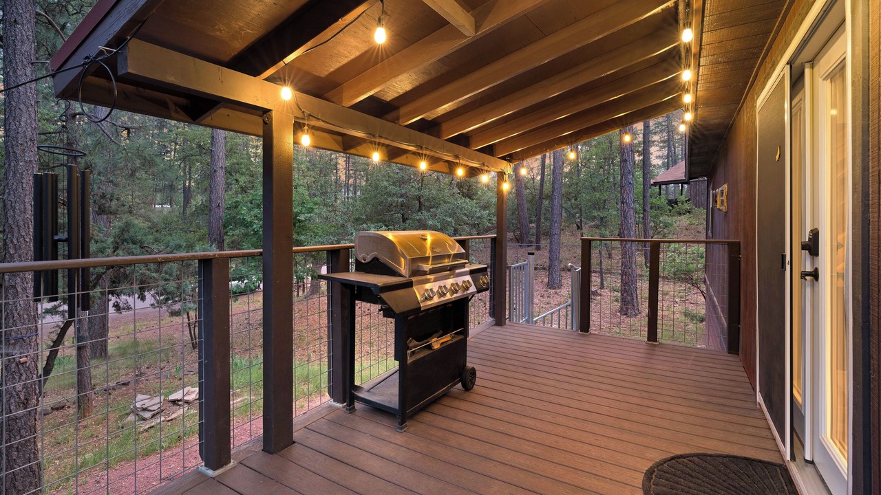 Photo of Patio Balcony in Strawberry