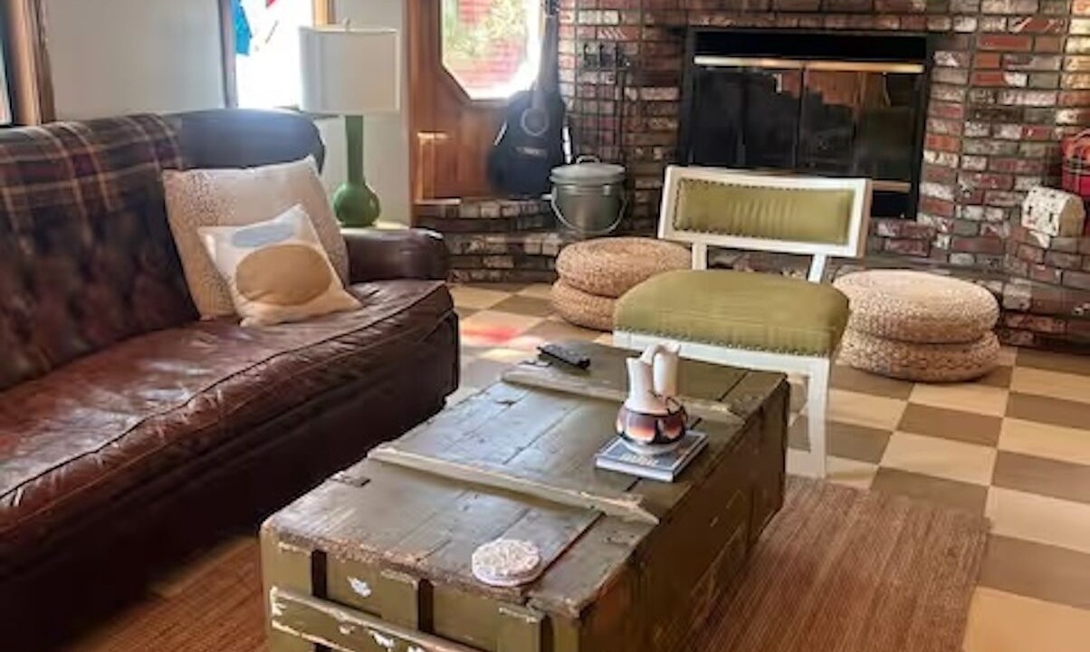 Photo of Livingroom in Upper Moonridge