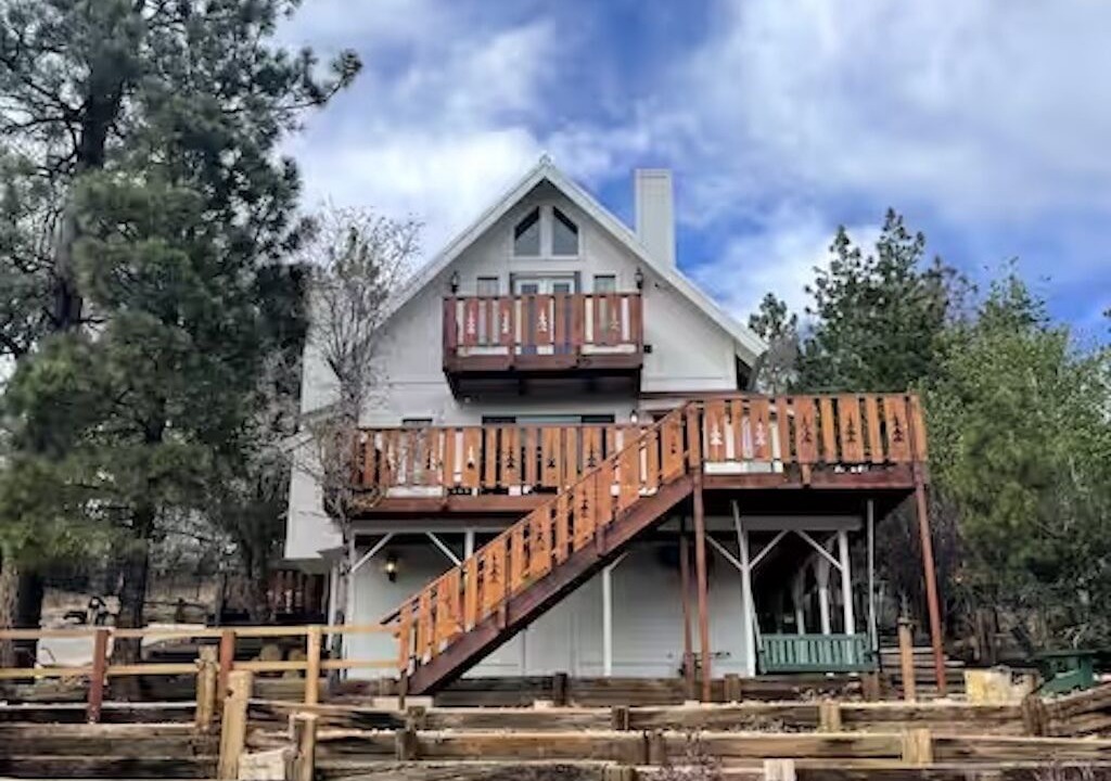 Photo of Outdoor in Upper Moonridge