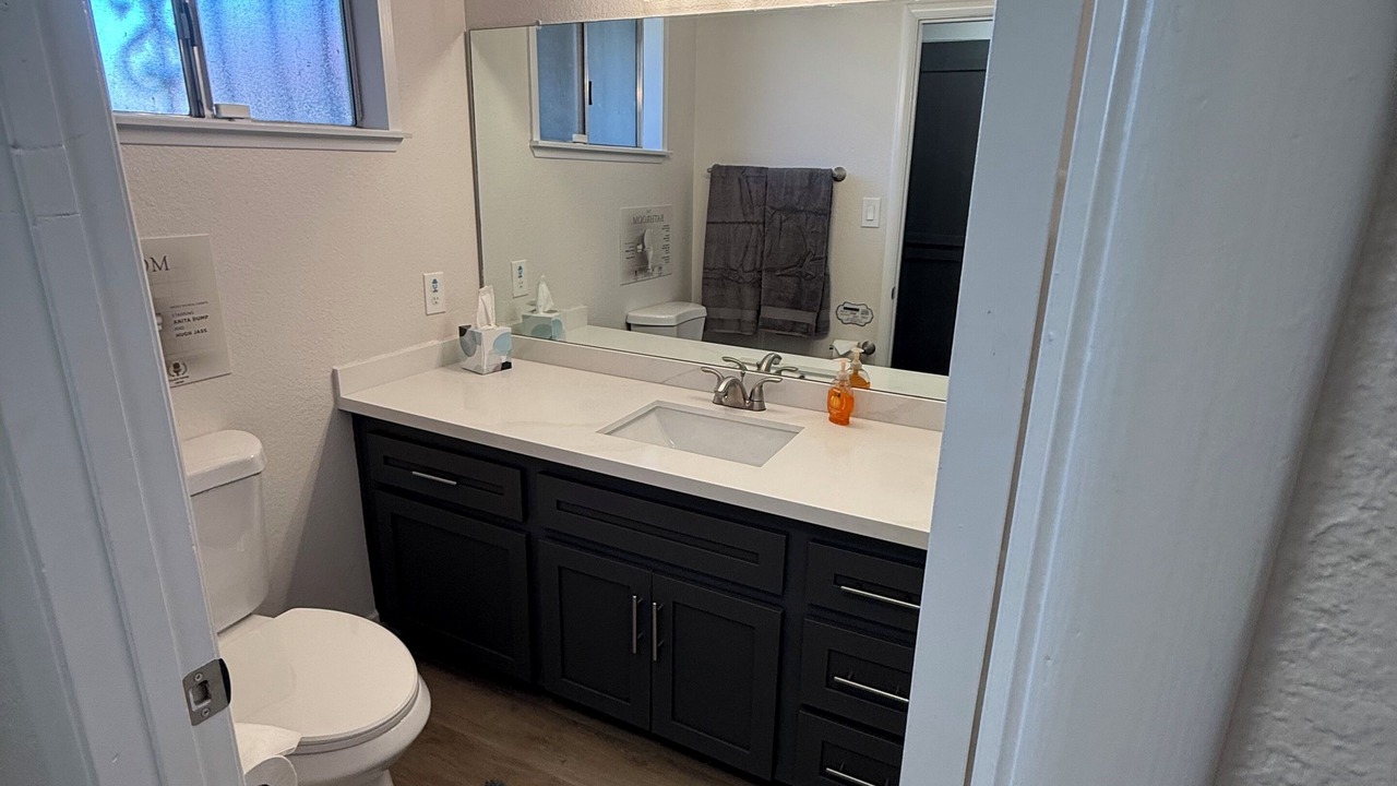 Photo of Bathroom in Chinatown
