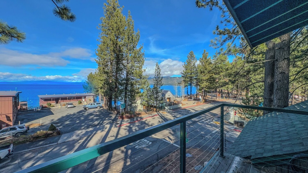 Photo of Outdoor in Al Tahoe