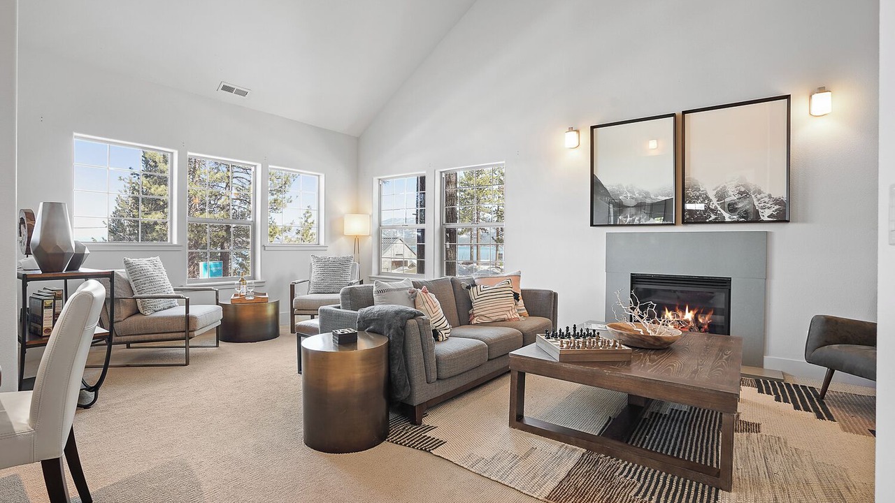 Photo of Livingroom in Al Tahoe