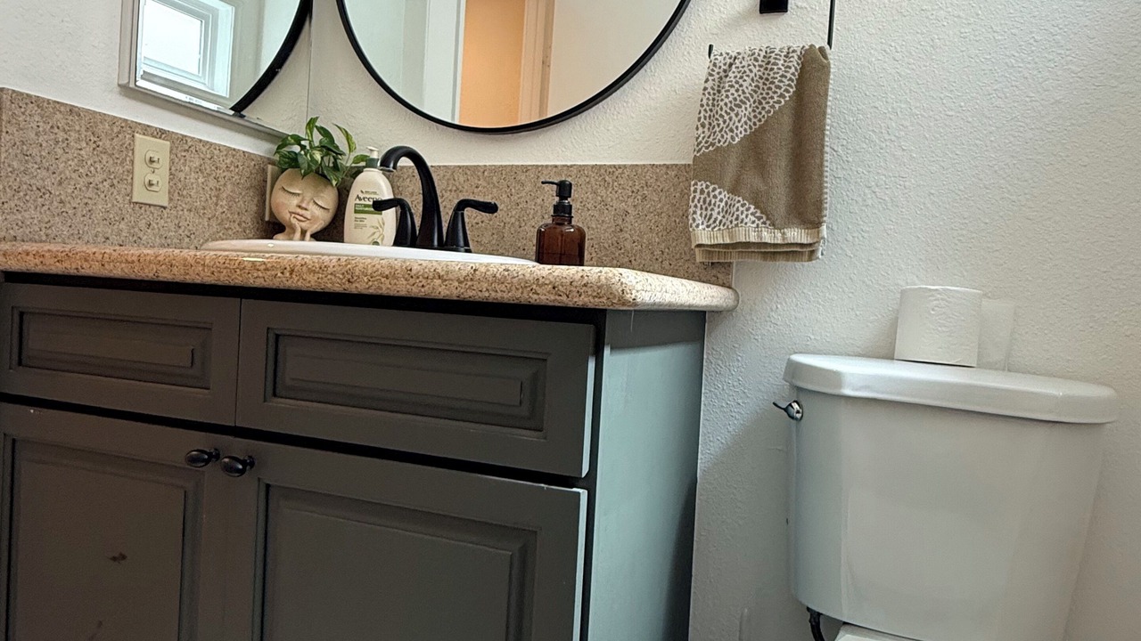 Photo of Bathroom in Tierrasanta