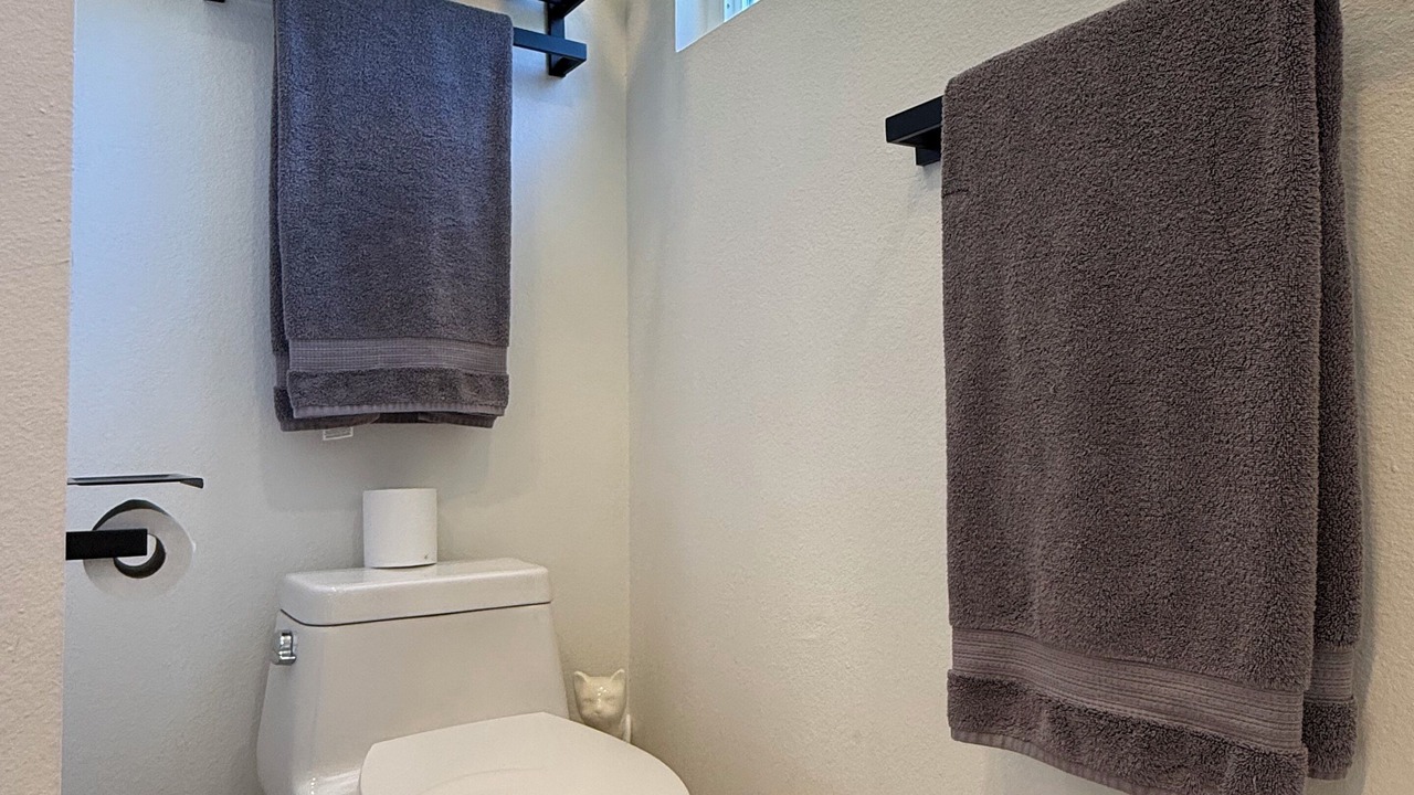 Photo of Bathroom in Tierrasanta
