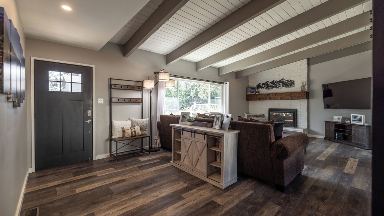 Photo of Livingroom in Tahoe Keys