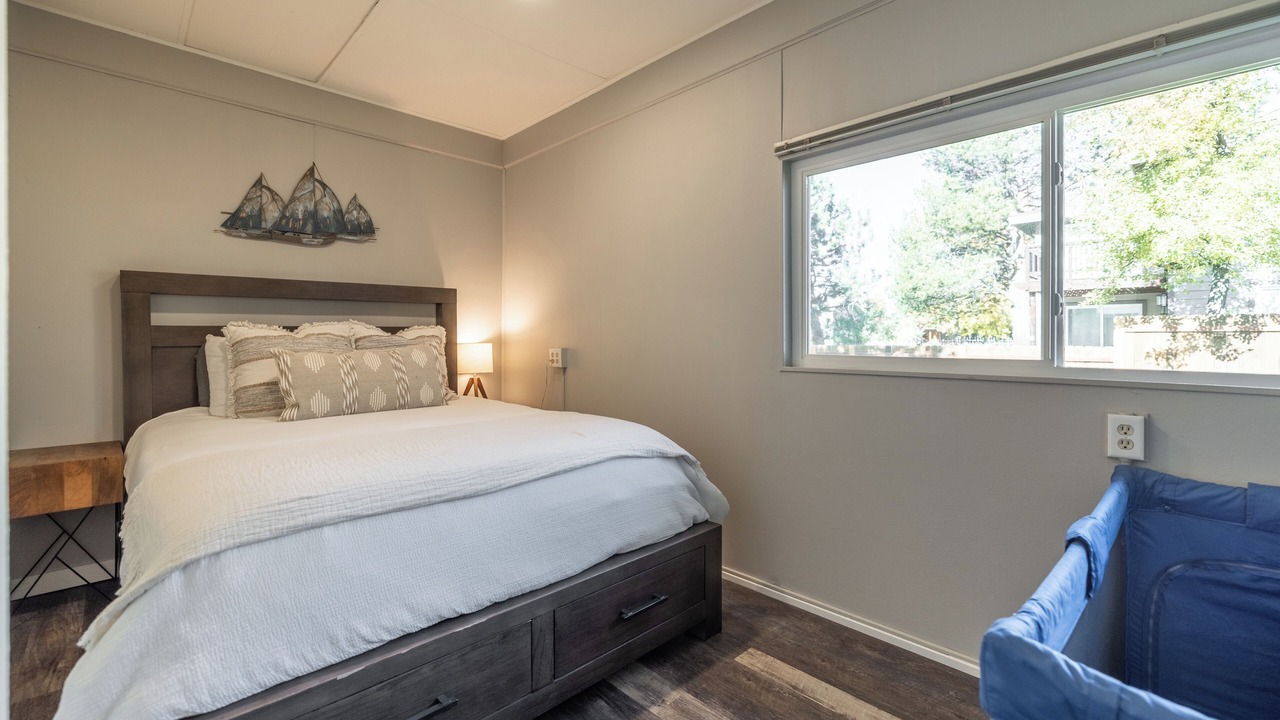 Photo of Bedroom in Tahoe Keys
