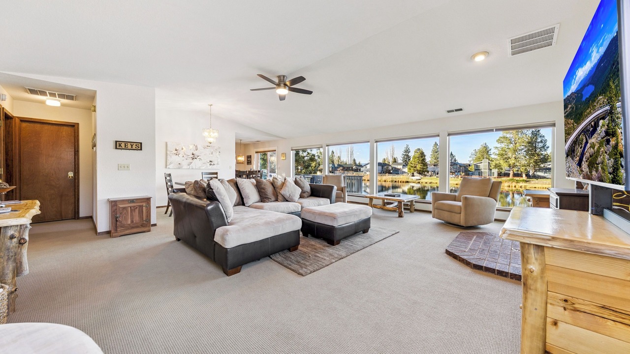 Photo of Bedroom in Tahoe Island