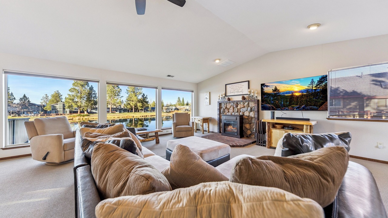 Photo of Bedroom in Tahoe Island