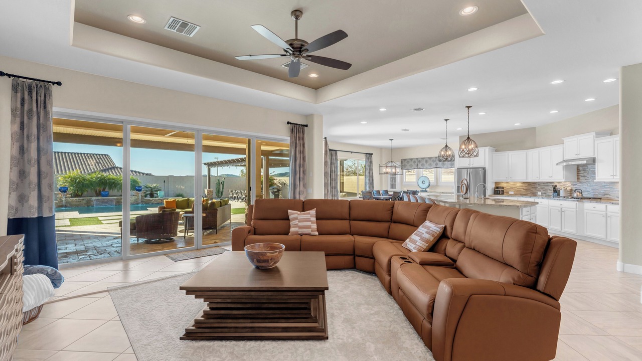 Photo of Livingroom in Estrella Mountain Ranch