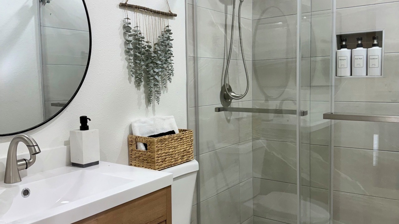 Photo of Bathroom in Lincoln Acres