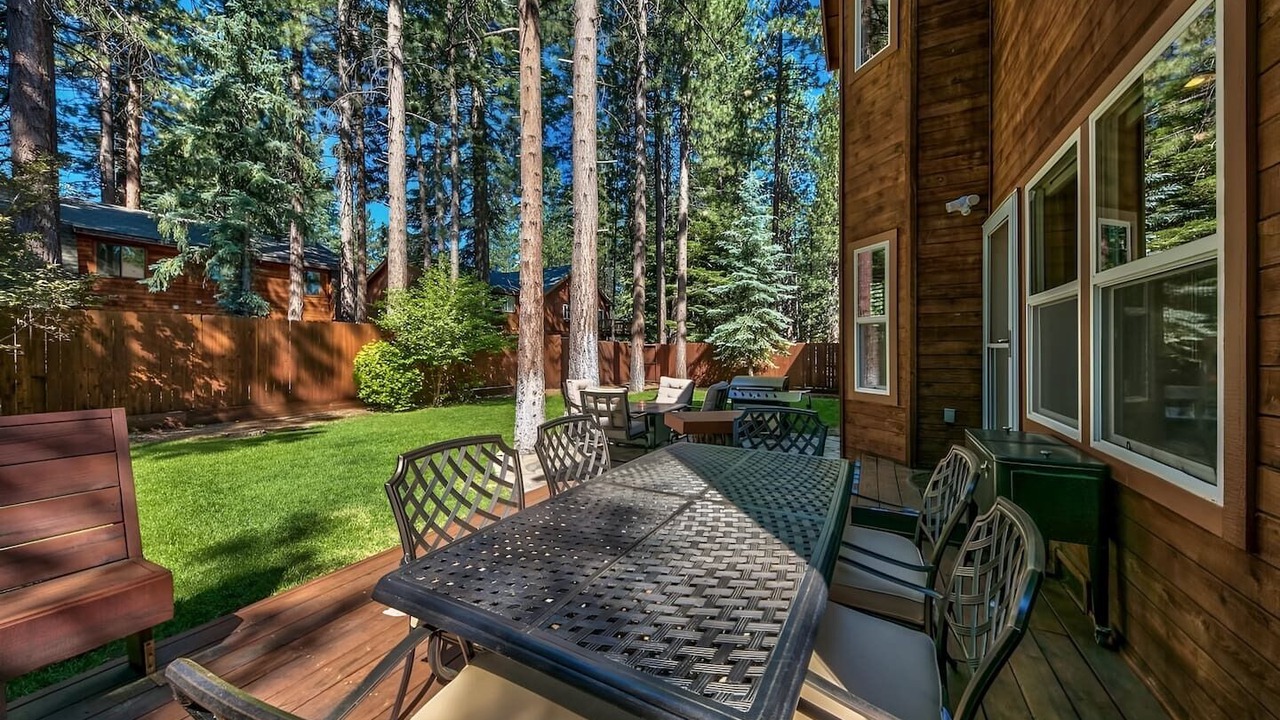 Photo of Outdoor in Montgomery Estates