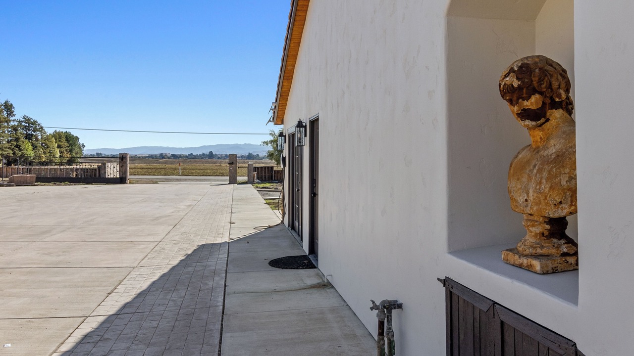 Photo of Outdoor in Hollister