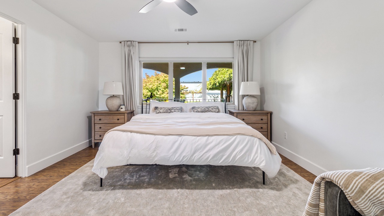Photo of Bedroom in Hollister