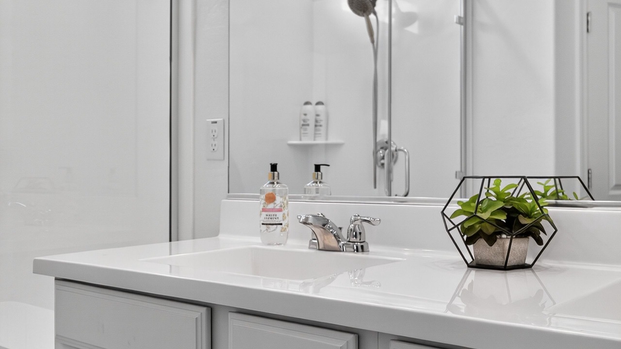 Photo of Bathroom in Glendale