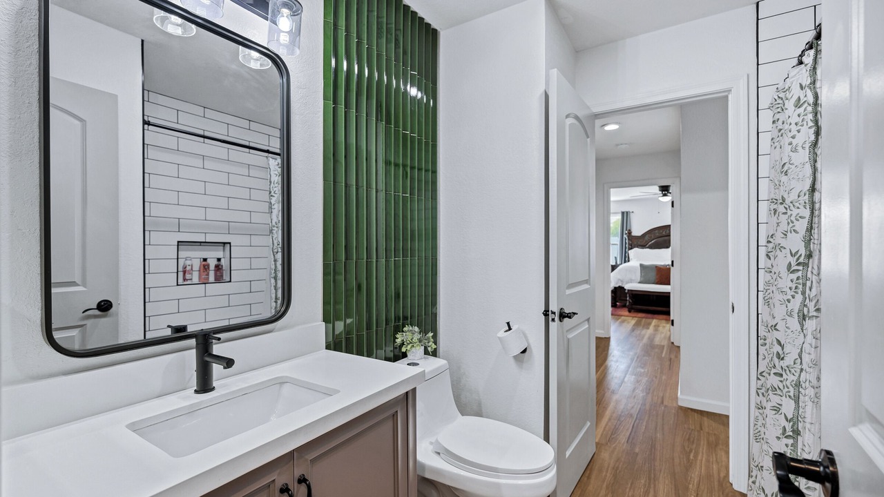 Photo of Bathroom in Maryvale