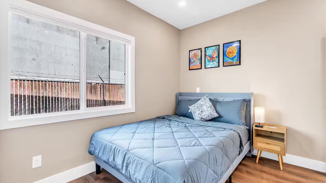 Photo of Bedroom in Miner