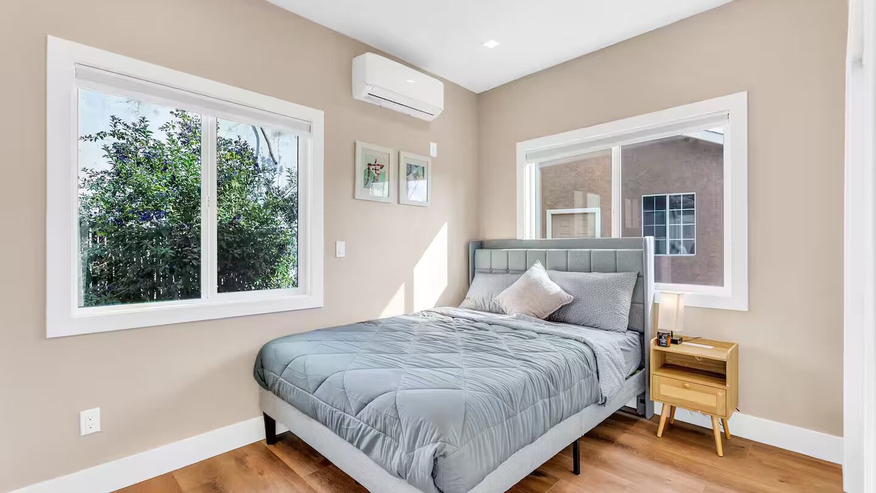 Photo of Bedroom in Miner