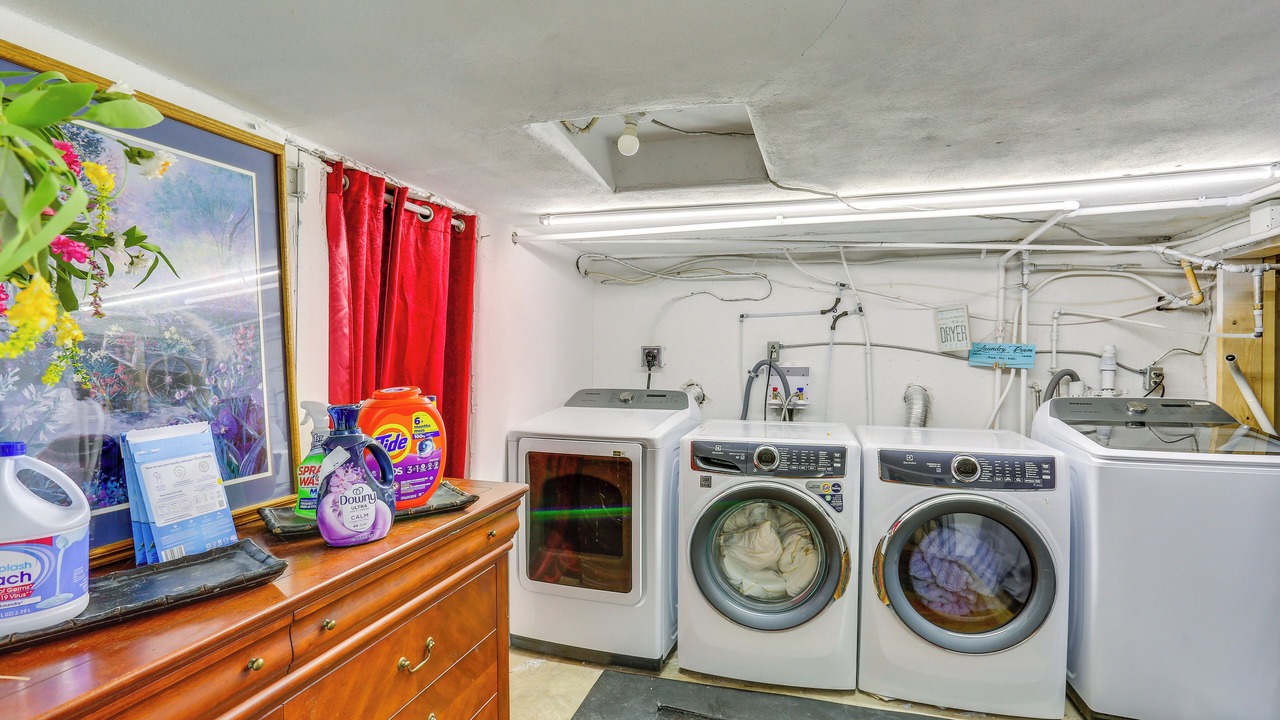 Photo of Bedroom in Susanville