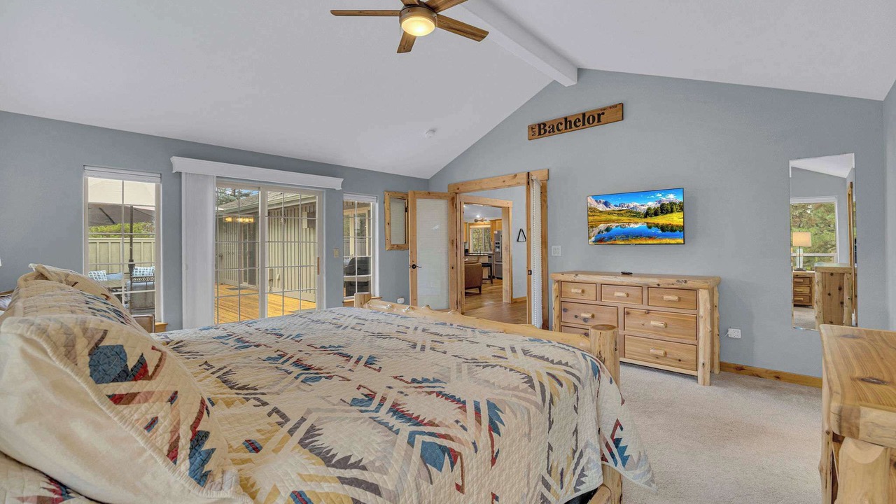 Photo of Bedroom in Deer Park
