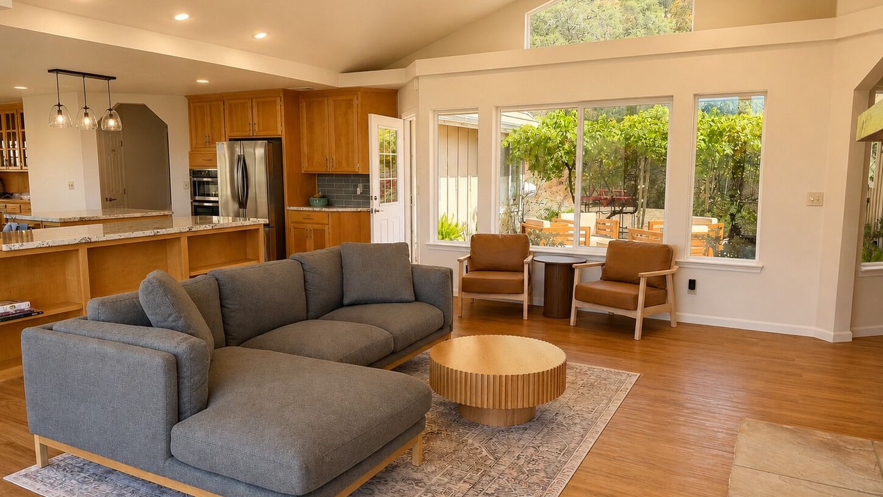Photo of Livingroom in Three Rivers