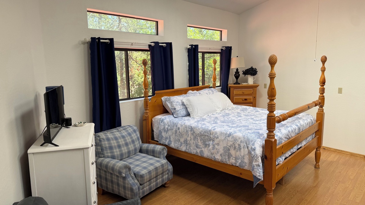 Photo of Bedroom in Alpine