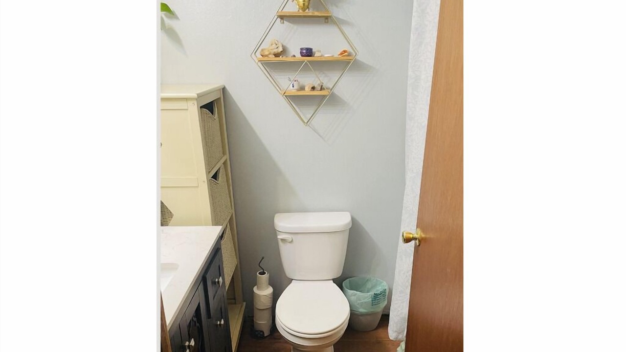 Photo of Bathroom in Old Farm District