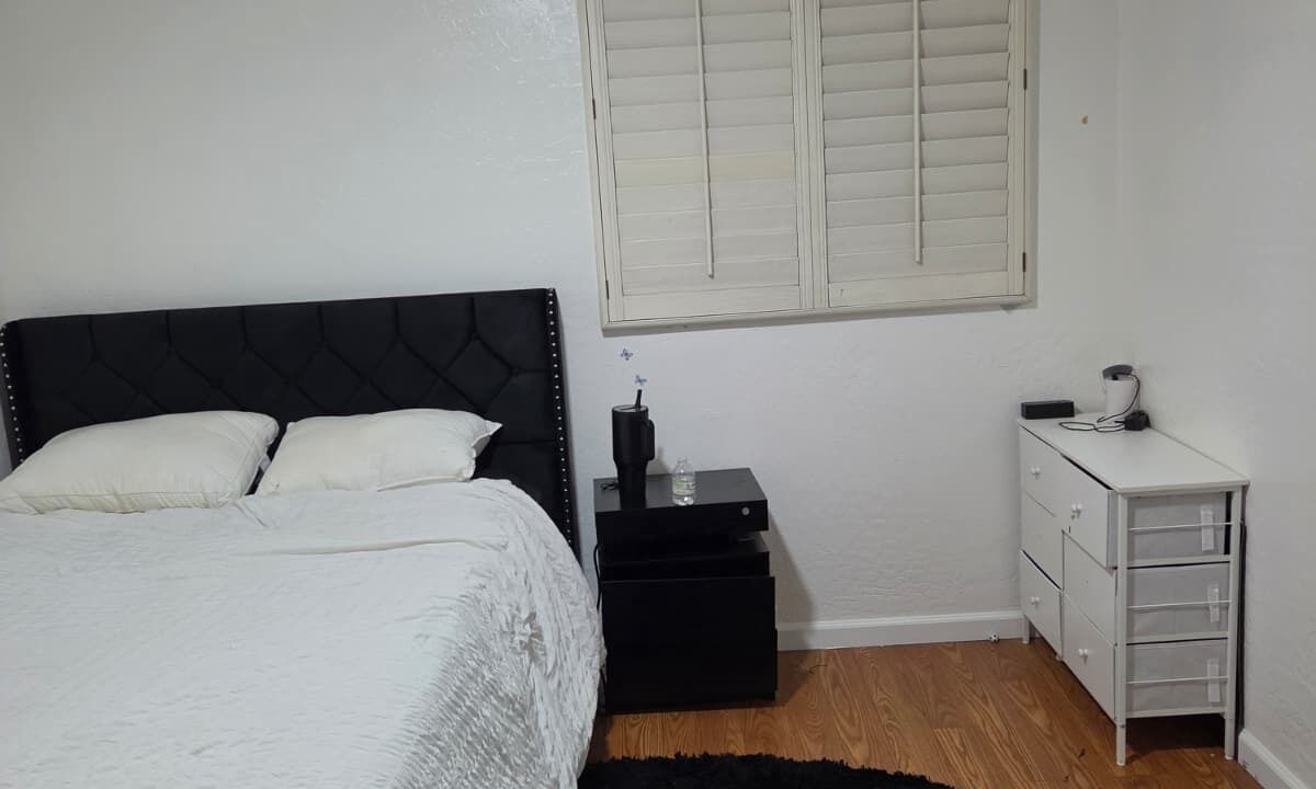 Photo of Bedroom in Greater Corona Village
