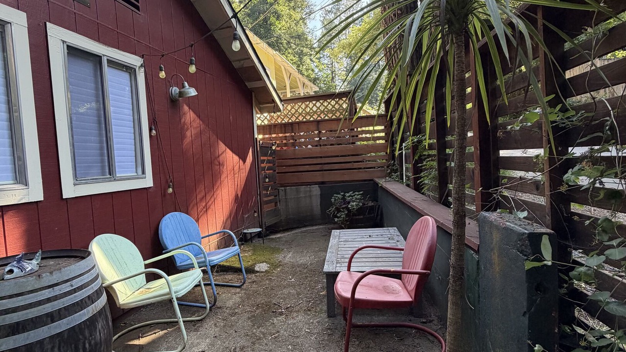 Photo of Patio Balcony in Guerneville