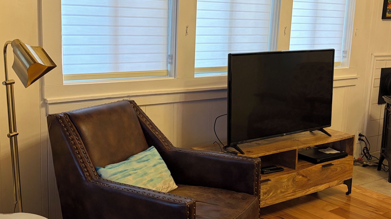 Photo of Livingroom in Guerneville