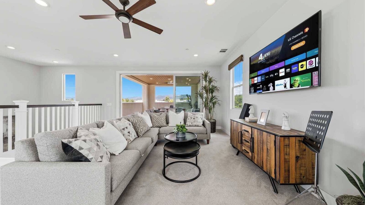 Photo of Livingroom in Irvine