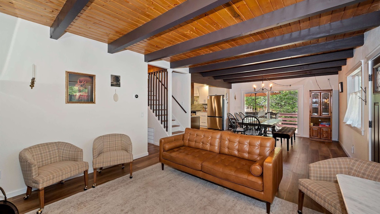 Photo of Bedroom in Green Valley Lake