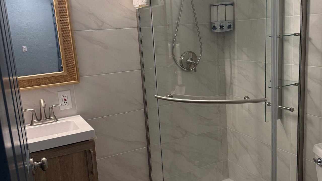Photo of Bathroom in Orick