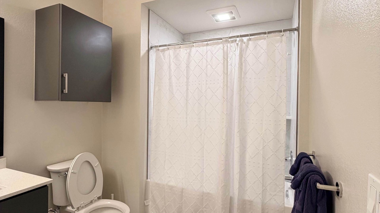 Photo of Bathroom in Midway District