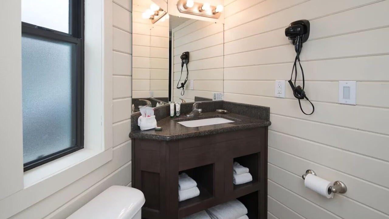 Photo of Bathroom in Camp Verde