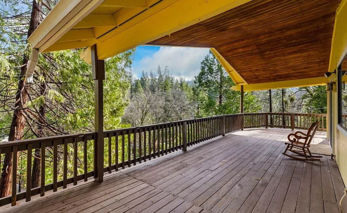 Photo of Patio Balcony in Twain Harte