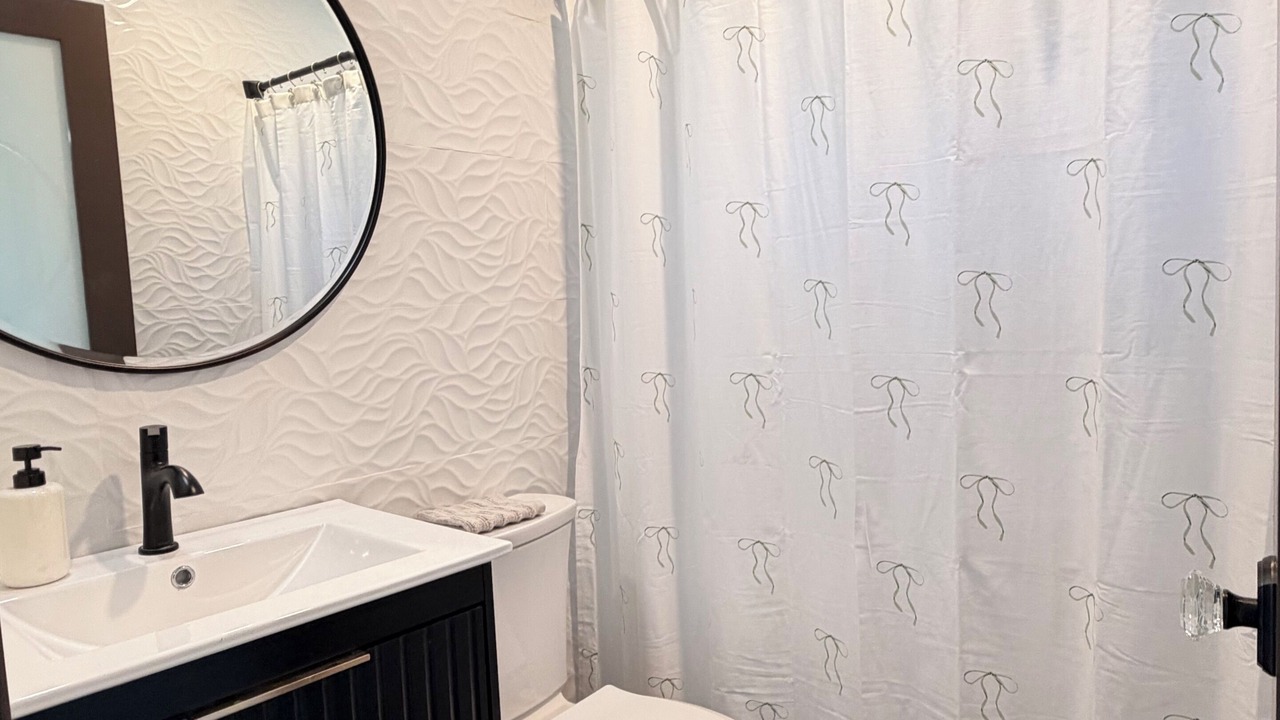 Photo of Bathroom in Silver Lakes Country Club