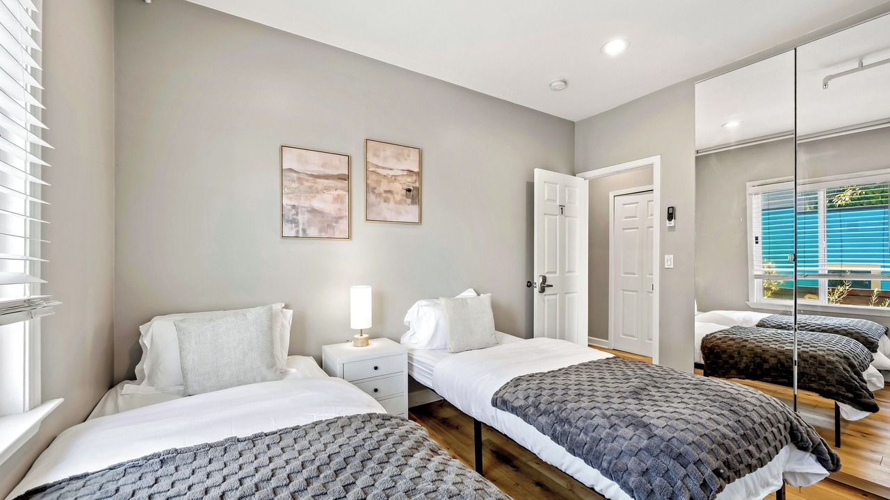 Photo of Bedroom in Central Berkeley