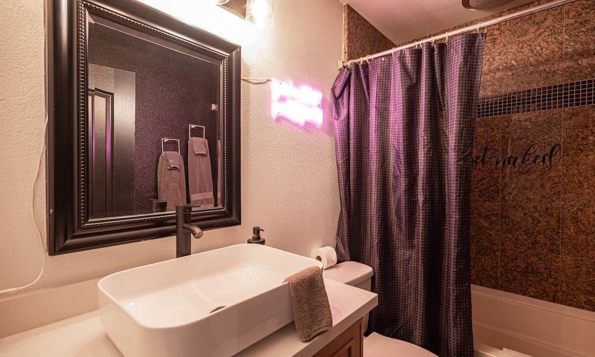 Photo of Bathroom in North Las Vegas