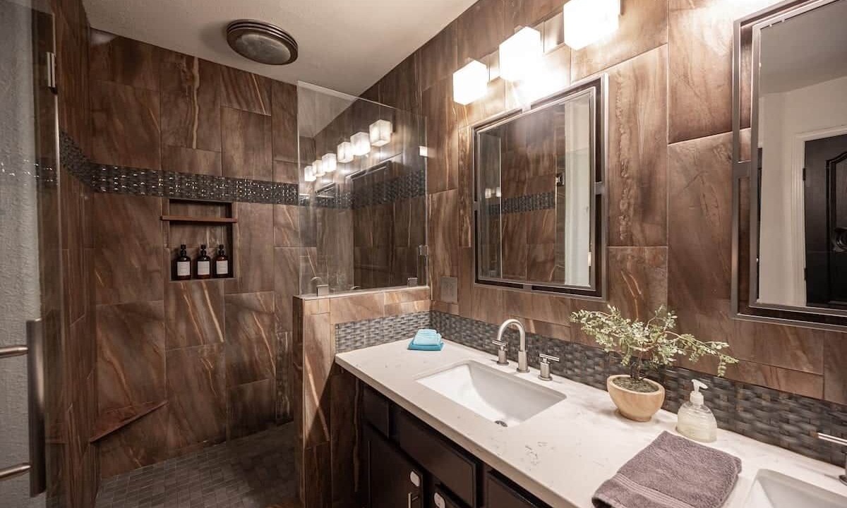 Photo of Bathroom in North Las Vegas