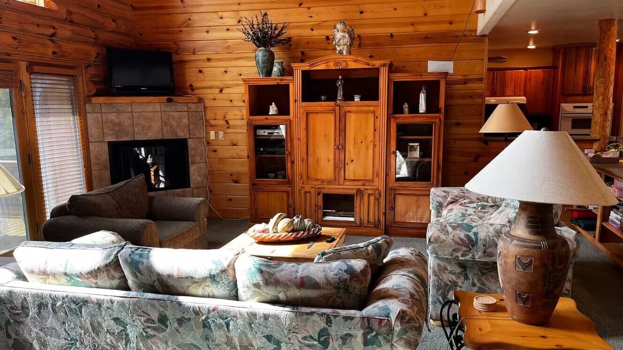 Photo of Livingroom in Kirkland