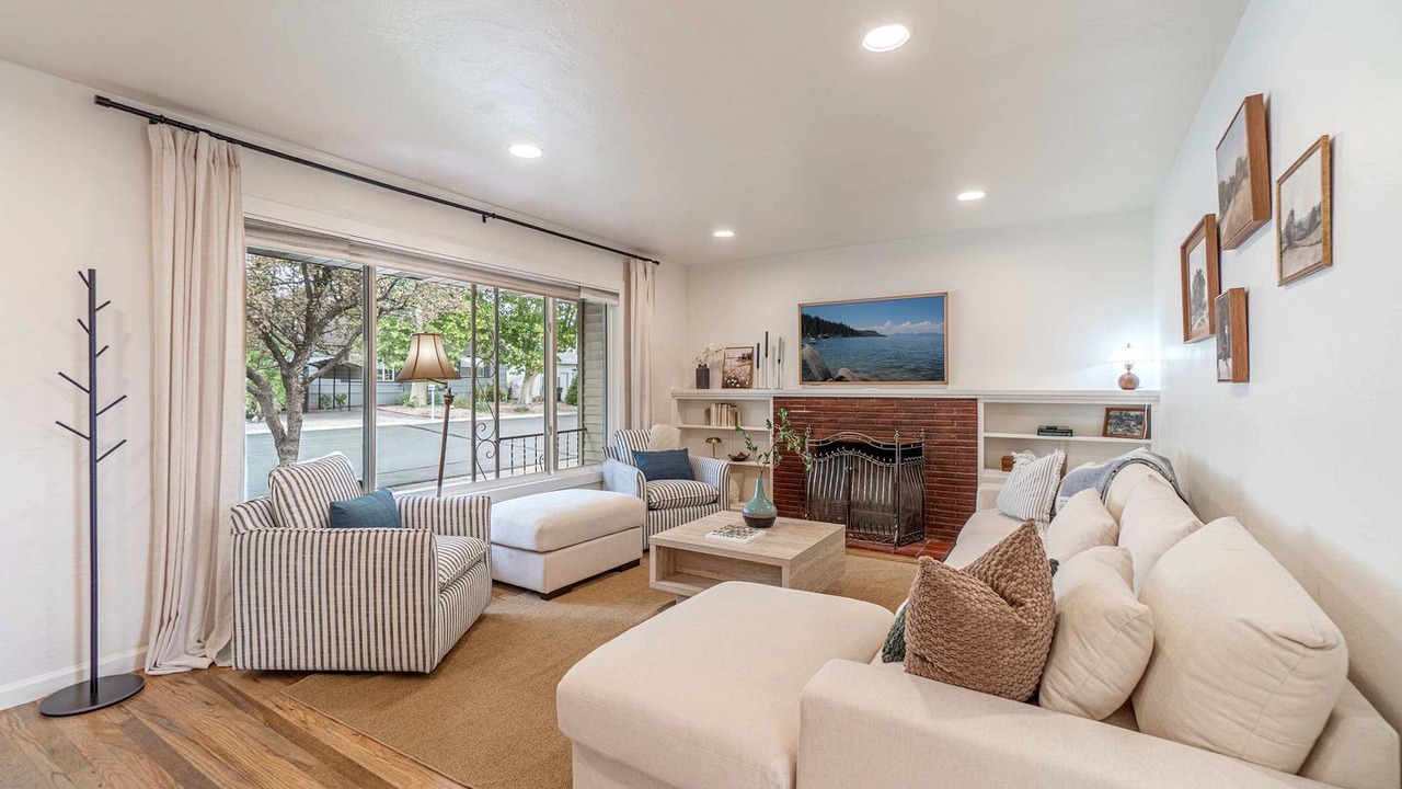 Photo of Livingroom in Old Southwest