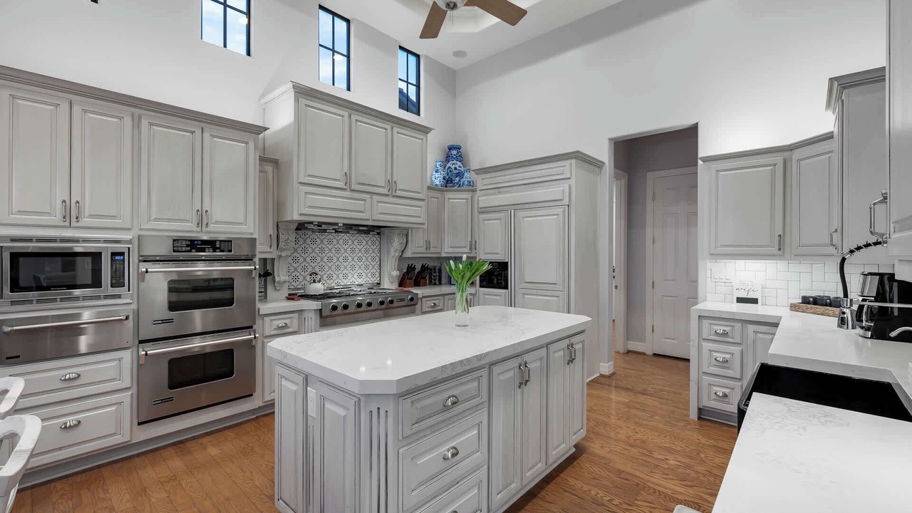 Photo of Kitchen in Arrowhead Lakes