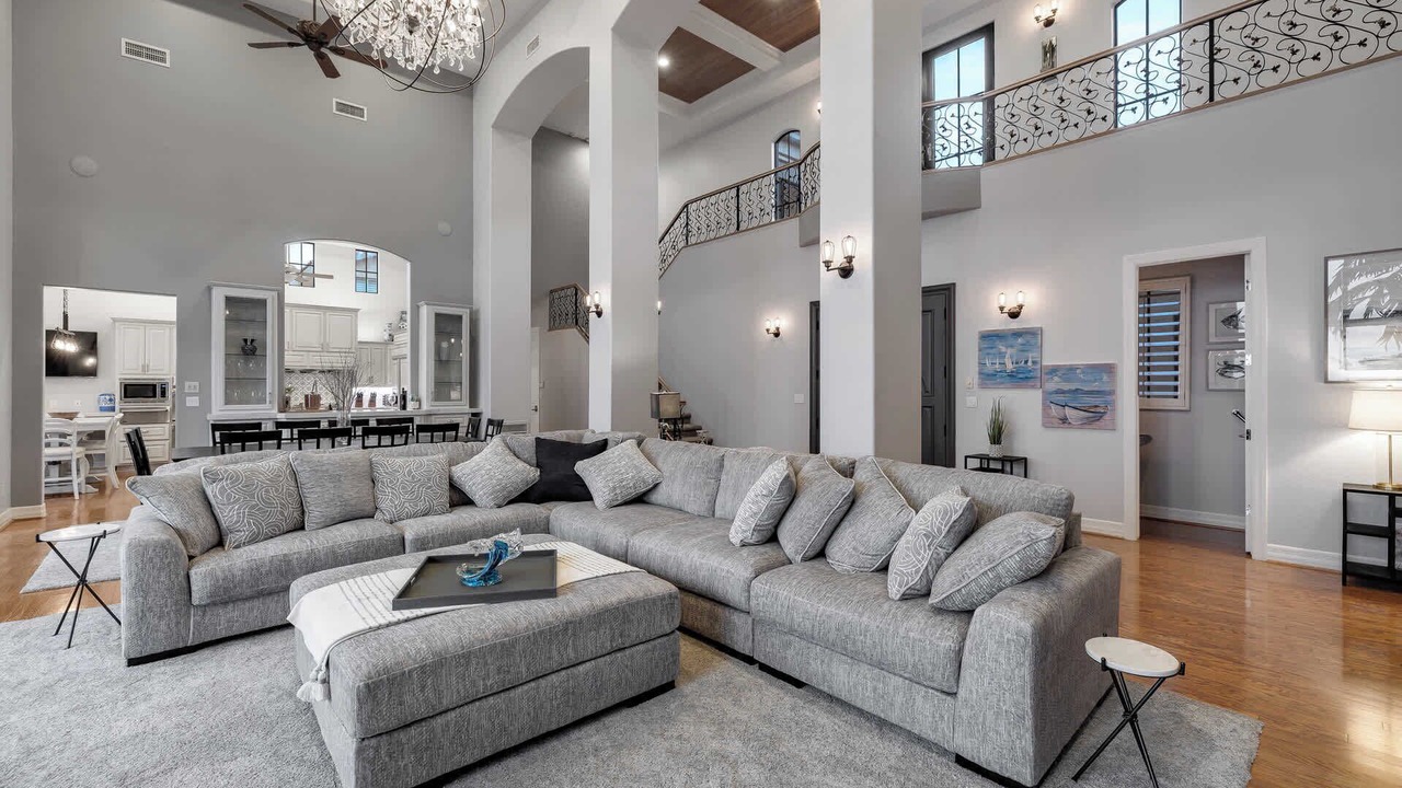 Photo of Livingroom in Arrowhead Lakes