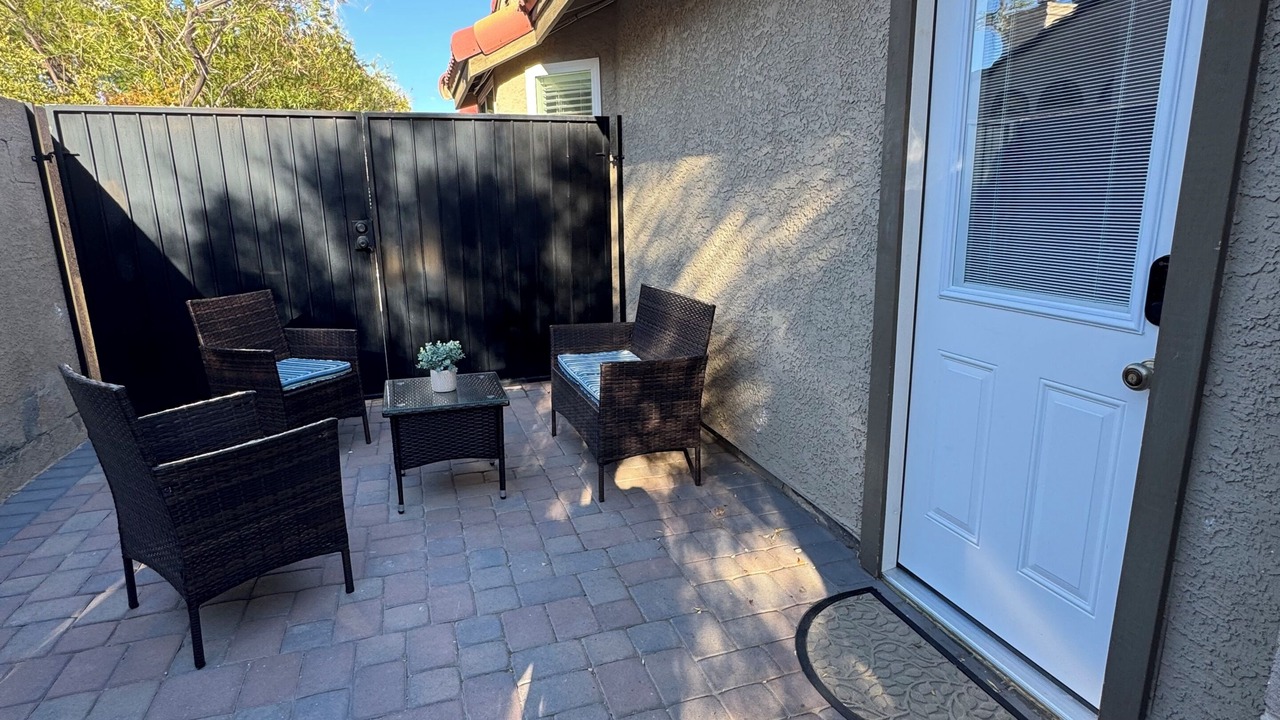 Photo of Patio Balcony in Canyon Gate