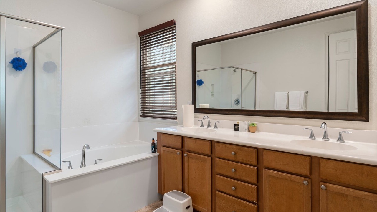 Photo of Bathroom in Ardenwood