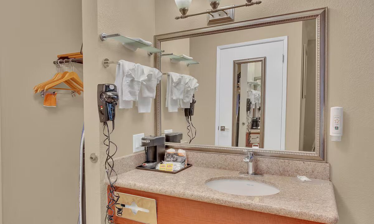Photo of Bathroom in Vallejo