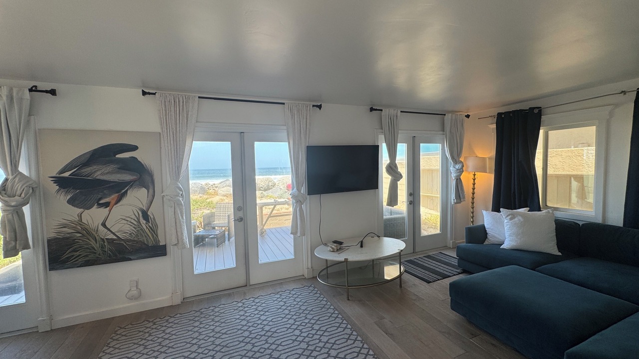 Photo of Livingroom in Imperial Beach