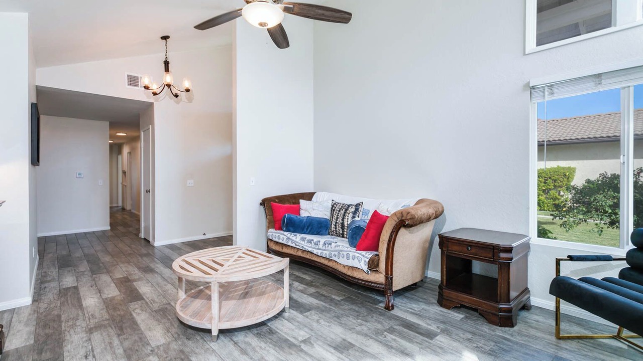 Photo of Livingroom in Chino