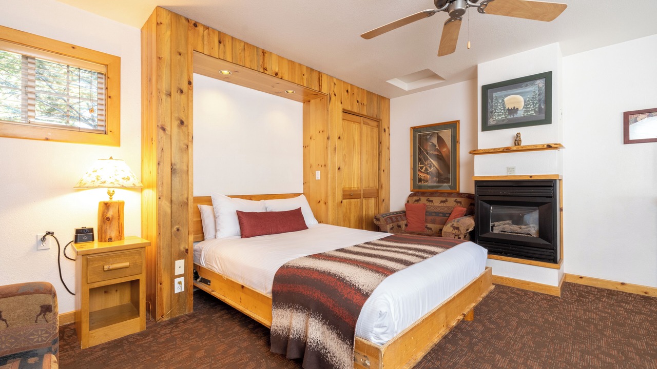 Photo of Livingroom in Tahoya Shores
